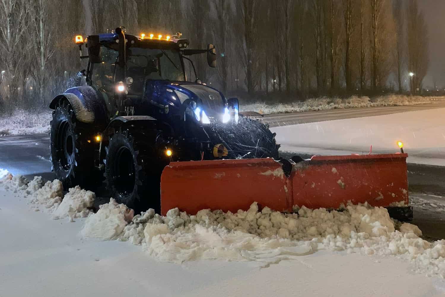 Snow,Plow,On,Highway,Salting,Road.,Orange,Truck,Deicing,Street.